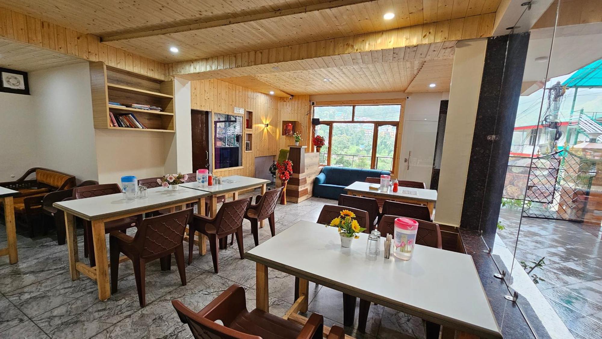 Green View Hotel And Restaurant McLeod Ganj Εξωτερικό φωτογραφία