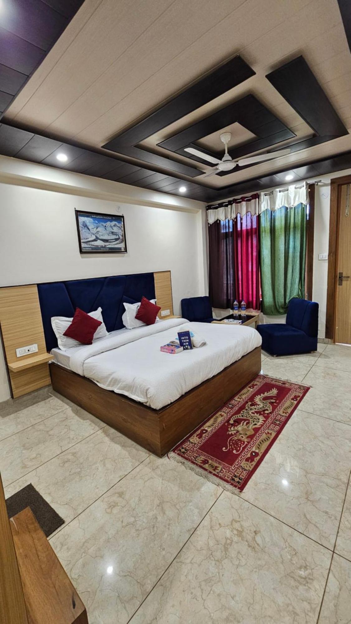 Green View Hotel And Restaurant McLeod Ganj Εξωτερικό φωτογραφία