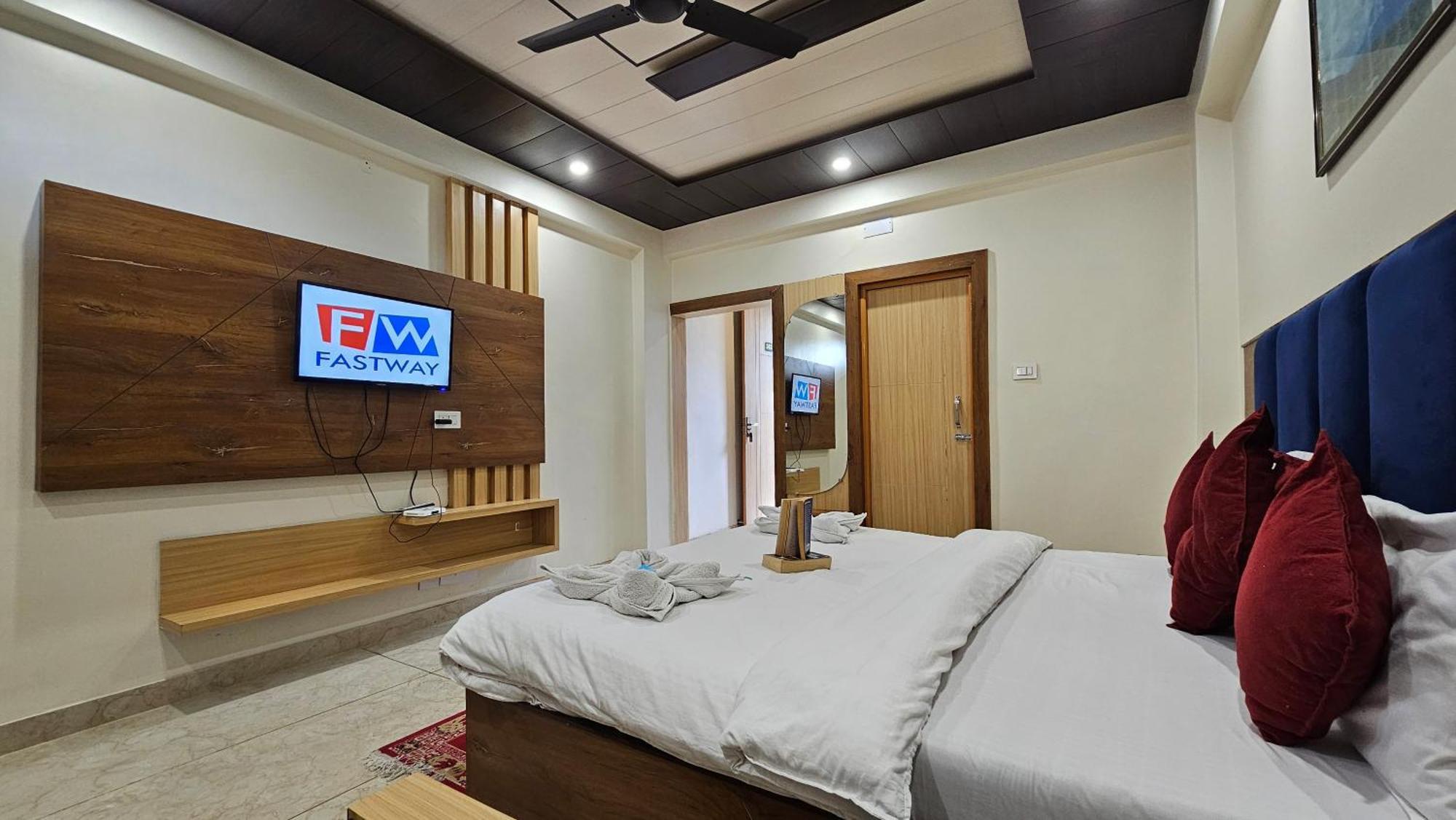 Green View Hotel And Restaurant McLeod Ganj Εξωτερικό φωτογραφία