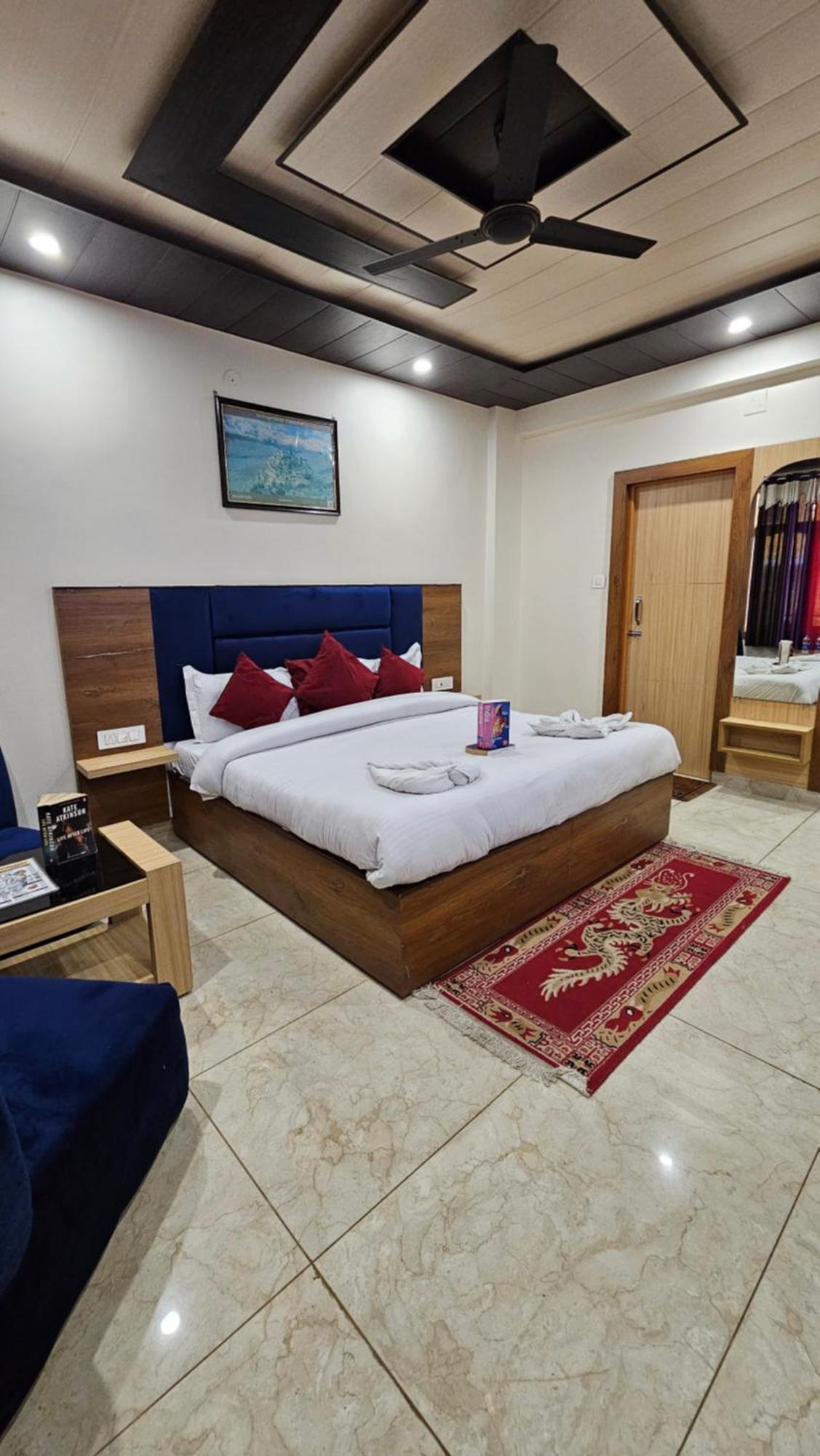 Green View Hotel And Restaurant McLeod Ganj Εξωτερικό φωτογραφία