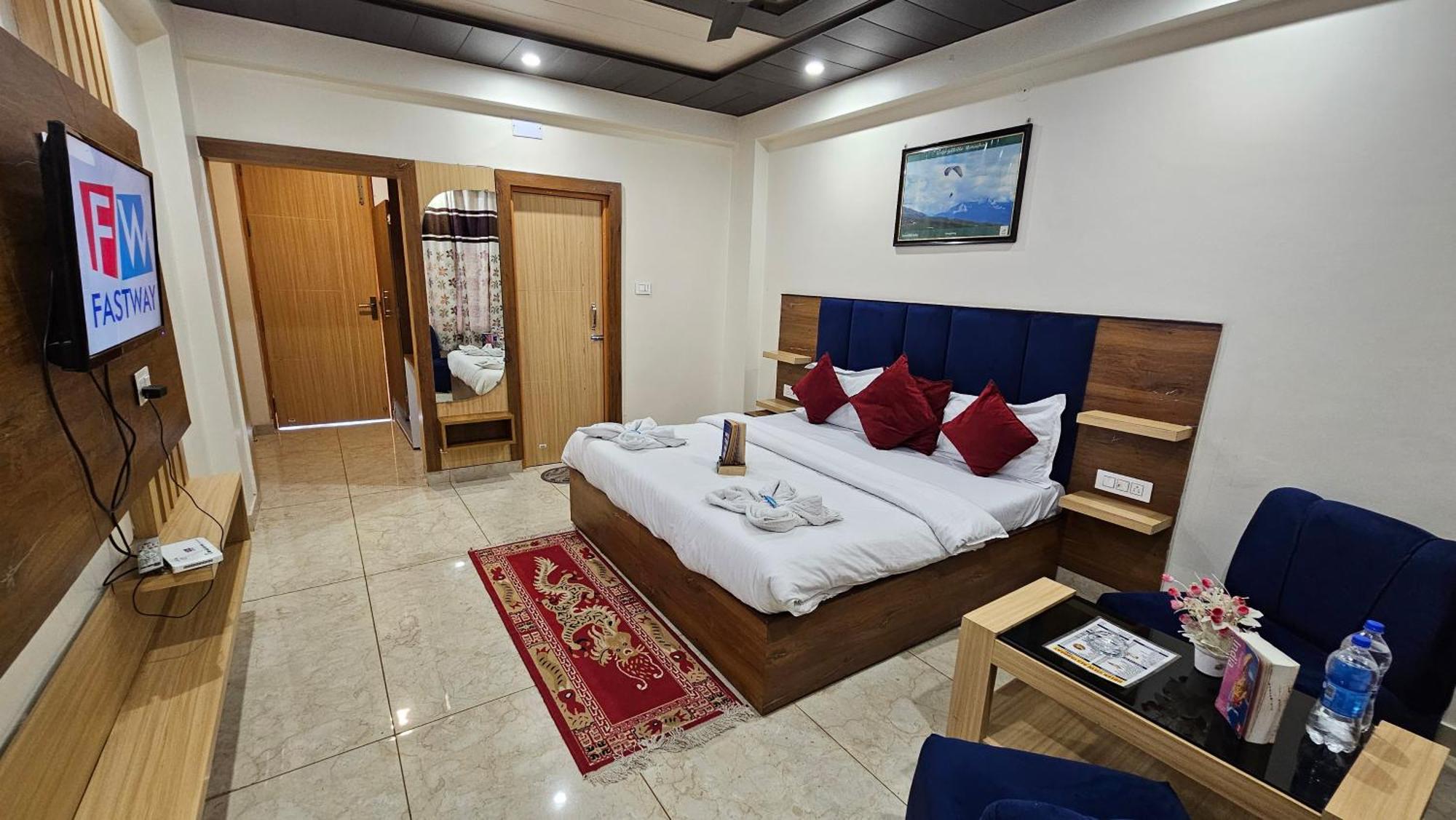 Green View Hotel And Restaurant McLeod Ganj Εξωτερικό φωτογραφία